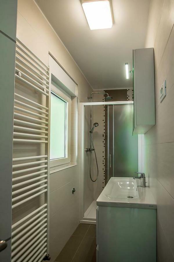 Apartment Vuk Pula Exterior photo