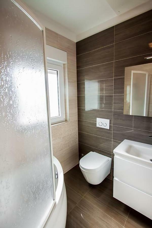 Apartment Vuk Pula Exterior photo